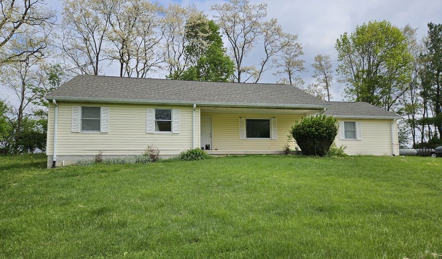 6243 E County Road 600 N, Bainbridge, IN 46105 - 3 Beds, 2 Bath