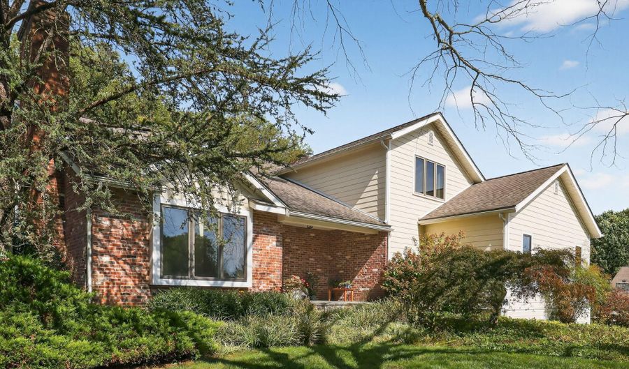 104 HOBSON Dr, Hockessin, DE 19707 - 4 Beds, 3 Bath