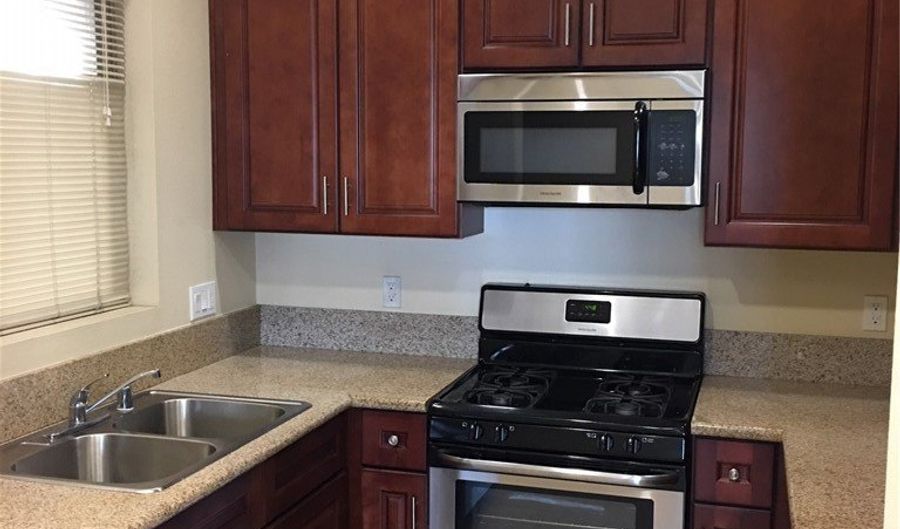 15435 Vanowen, Los Angeles, CA 91406 - 43 Beds, 24 Bath