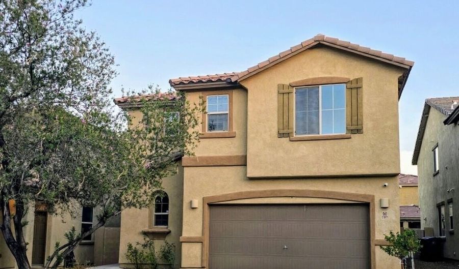 707 W Calle Capotasto, Sahuarita, AZ 85629 - 4 Beds, 3 Bath