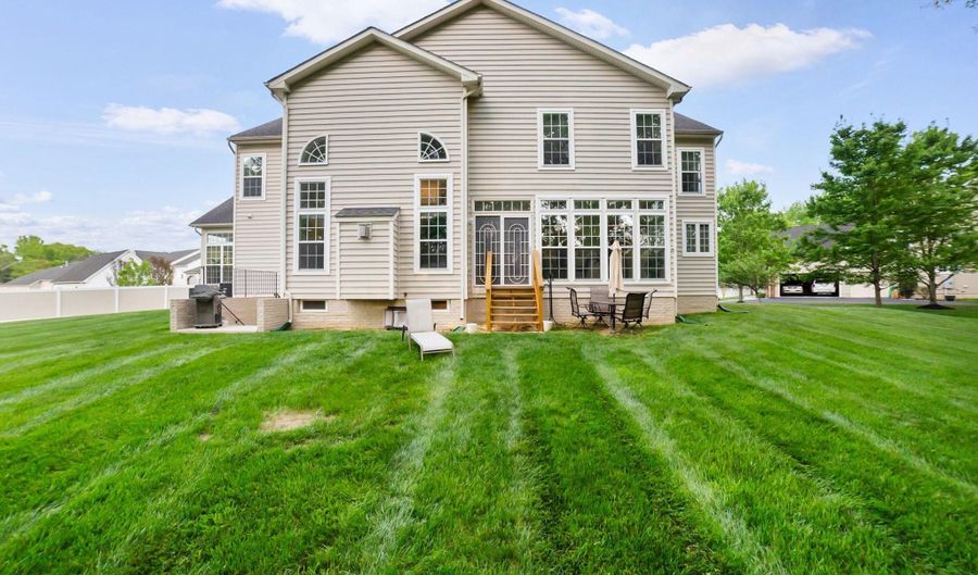 14909 TARYN LEA Ct, Accokeek, MD 20607 - 5 Beds, 5 Bath