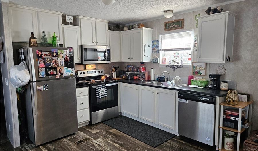 81 Hyland Dr, Akron, OH 44312 - 1 Beds, 1 Bath