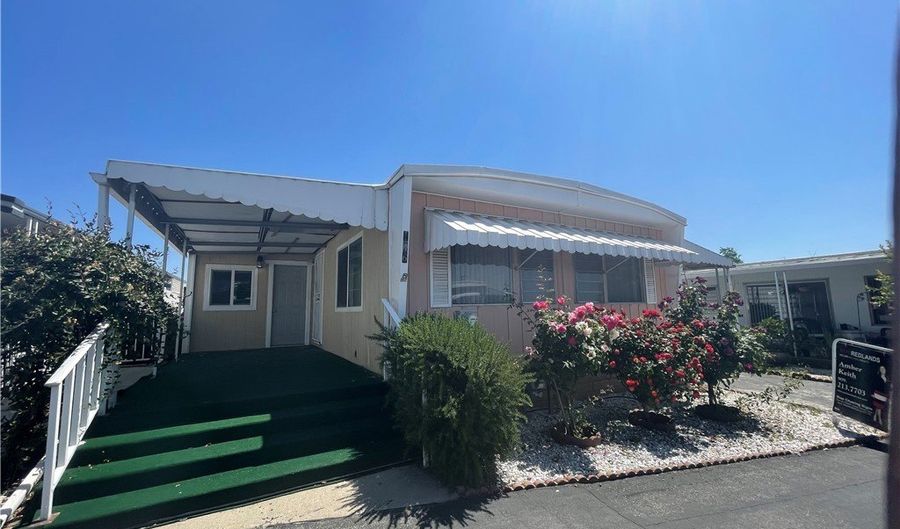 12220 5th 146, Yucaipa, CA 92399 - 3 Beds, 3 Bath