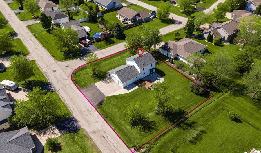N124 BARBERRY Lane, Appleton, WI 54915 - 3 Beds, 3 Bath