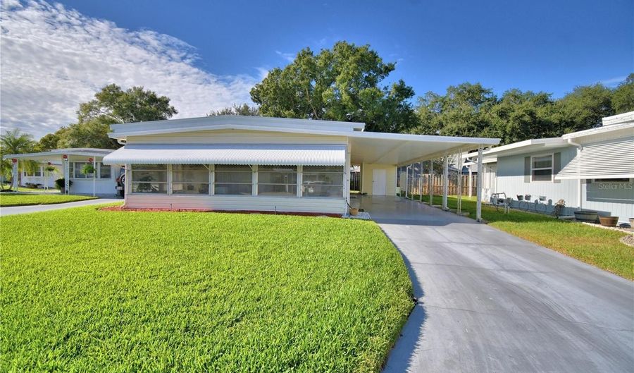 127 PARADISE Ln, Auburndale, FL 33823 - 2 Beds, 2 Bath