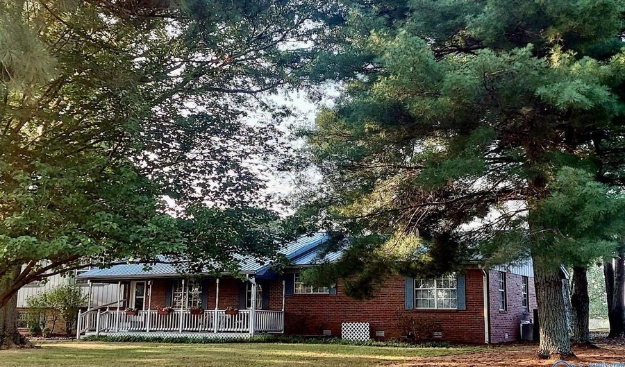 1270 Arlington Rd, Arab, AL 35016 - 4 Beds, 3 Bath