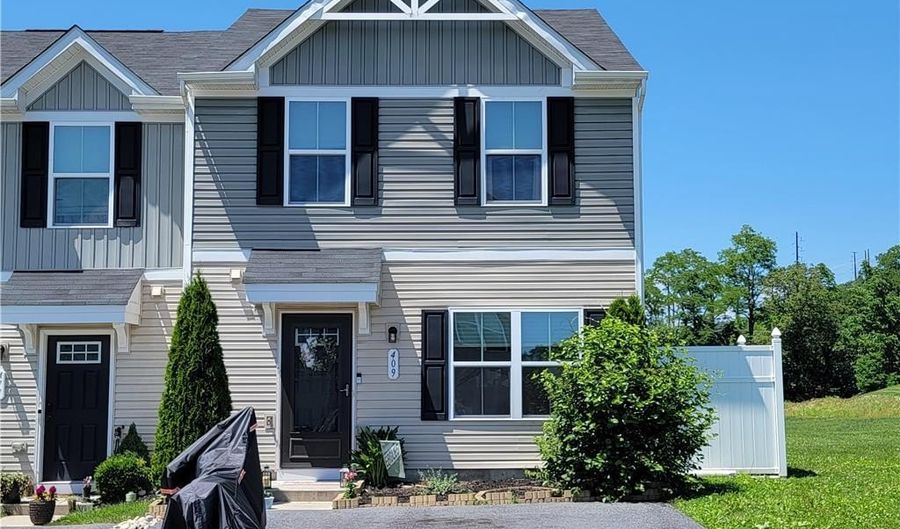 409 Lock Dr, Allen, PA 18067 - 3 Beds, 3 Bath