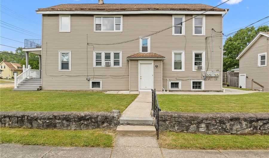 540 Longmeadow Rd, Amherst, NY 14226 - 5 Beds, 4 Bath