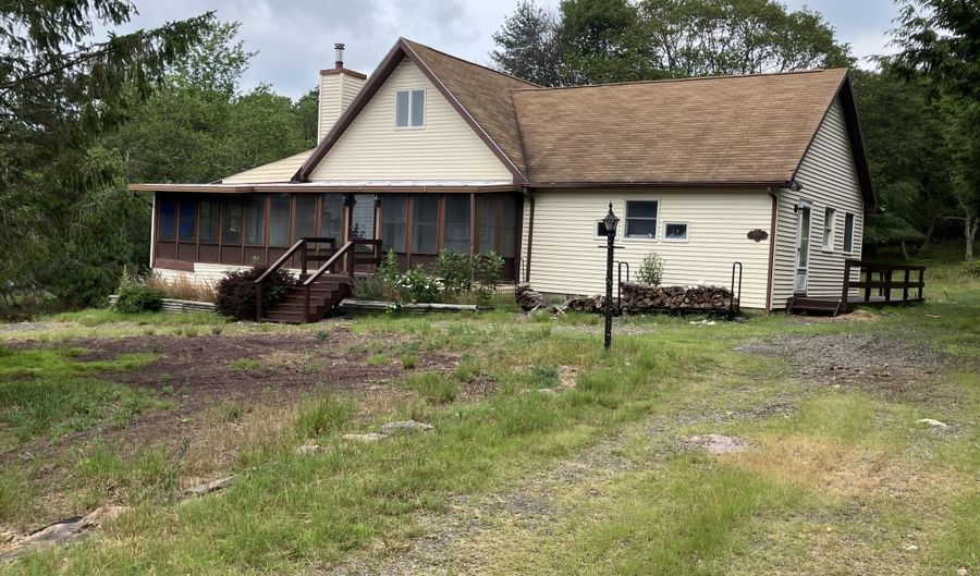 3171 Chippewa Trail Trl, Albrightsville, PA 18210 - 3 Beds, 2 Bath