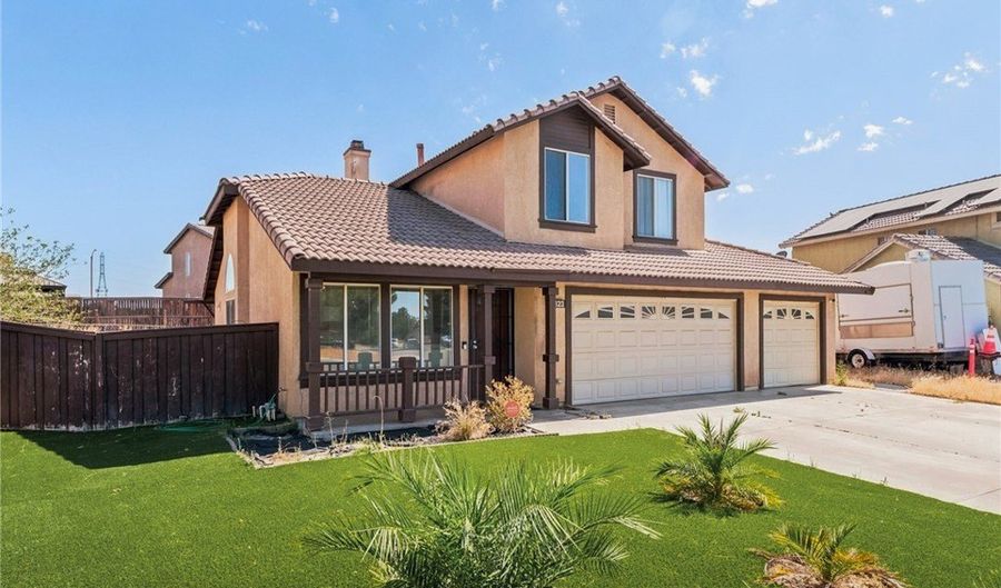 11323 Star, Adelanto, CA 92301 - 4 Beds, 3 Bath