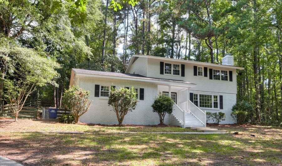 1229 Woodbine Rd, Aiken, SC 29803 - 4 Beds, 3 Bath