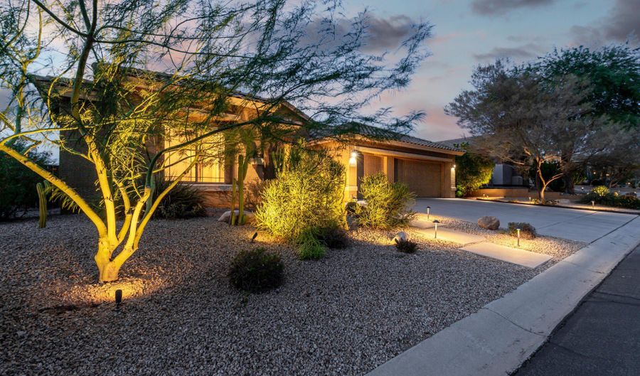 5032 E SIERRA SUNSET Trl, Cave Creek, AZ 85331 - 3 Beds, 3 Bath