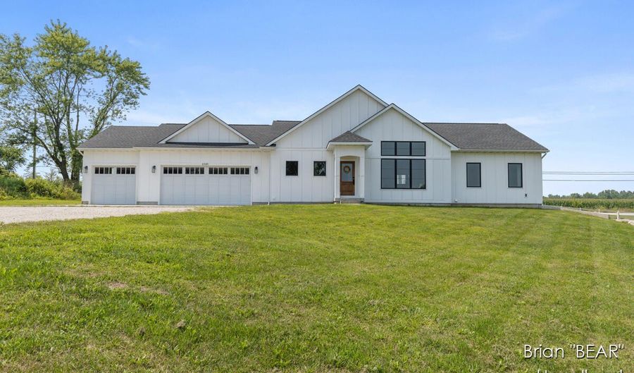 6581 Timpson Ave SE, Alto, MI 49302 - 4 Beds, 3 Bath