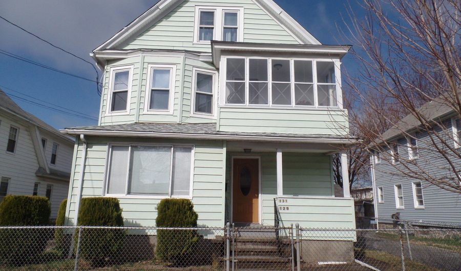 131 Kent Ave, Bridgeport, CT 06610 - 2 Beds, 1 Bath