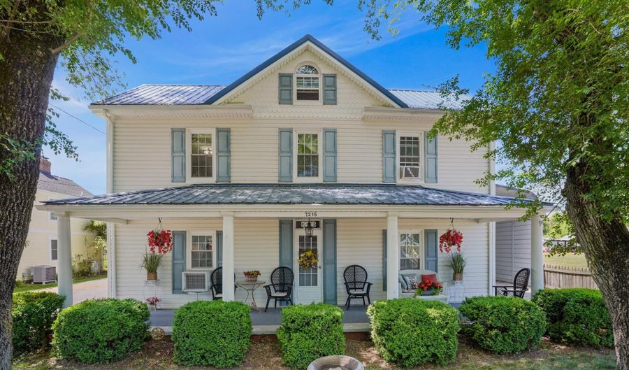 7215 BENEDICT Ave, Benedict, MD 20612 - 3 Beds, 2 Bath