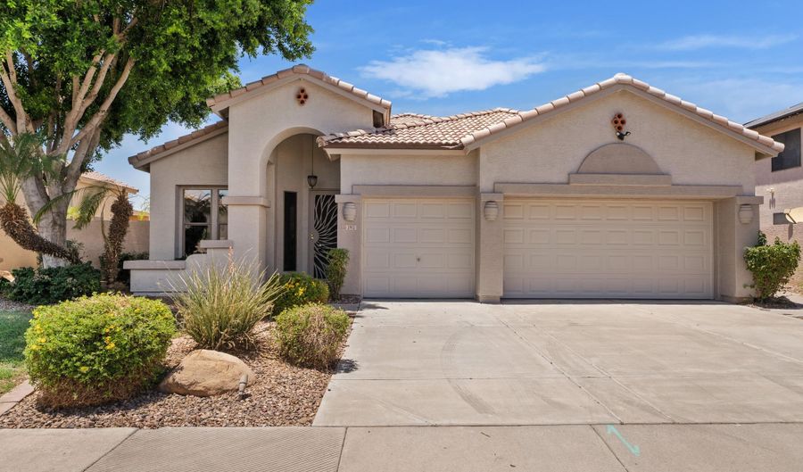 2912 N 114TH Dr, Avondale, AZ 85392 - 4 Beds, 2 Bath