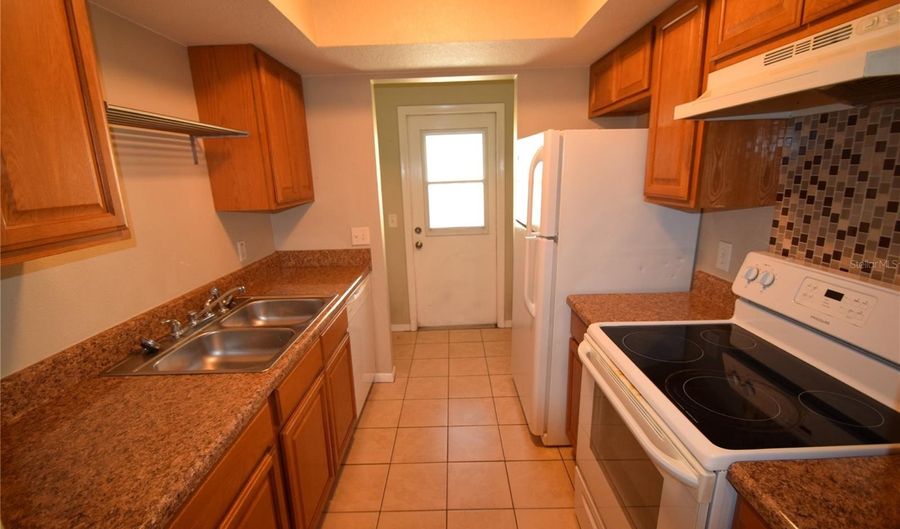 2237 BORDEAU Ct 2, Auburndale, FL 33823 - 2 Beds, 2 Bath