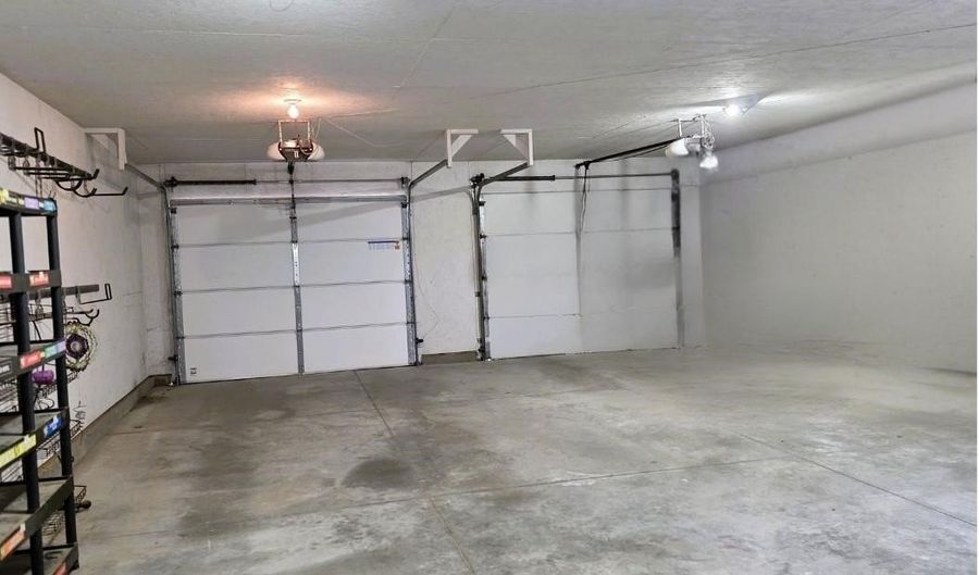 1215 Central Ave, Auburn, NE 68305 - 3 Beds, 2 Bath