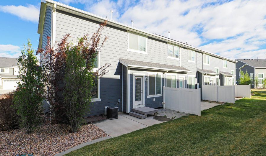 15335 S TARAWA Dr W, Bluffdale, UT 84065 - 3 Beds, 3 Bath