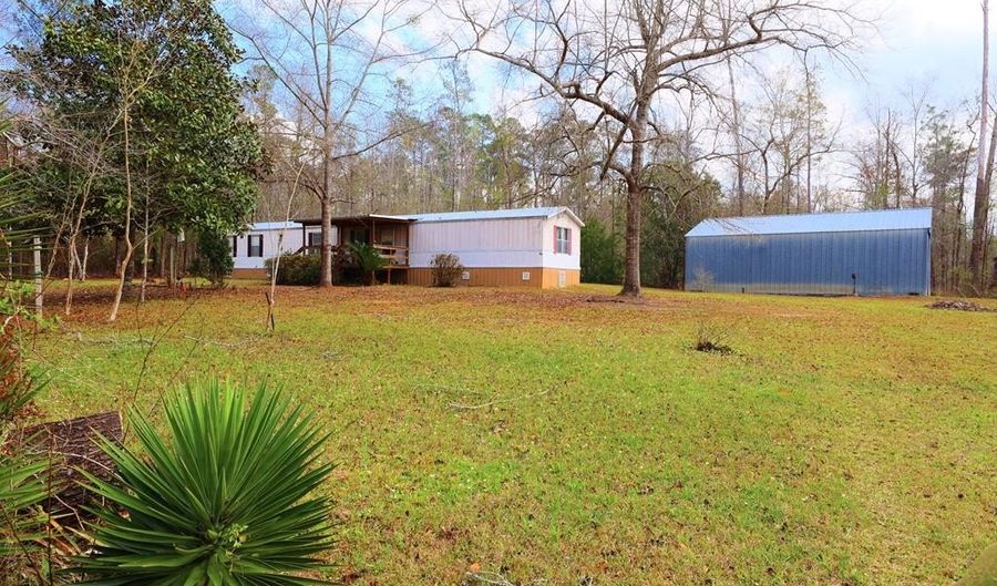550 Forest Blvd 2 Additional Adjacent Lots Included, Abbeville, AL 36310 - 3 Beds, 2 Bath