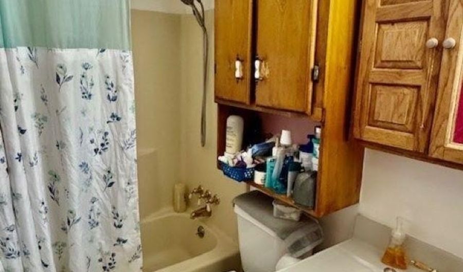 9475 Lakepointe, Algonac, MI 48001 - 3 Beds, 1 Bath