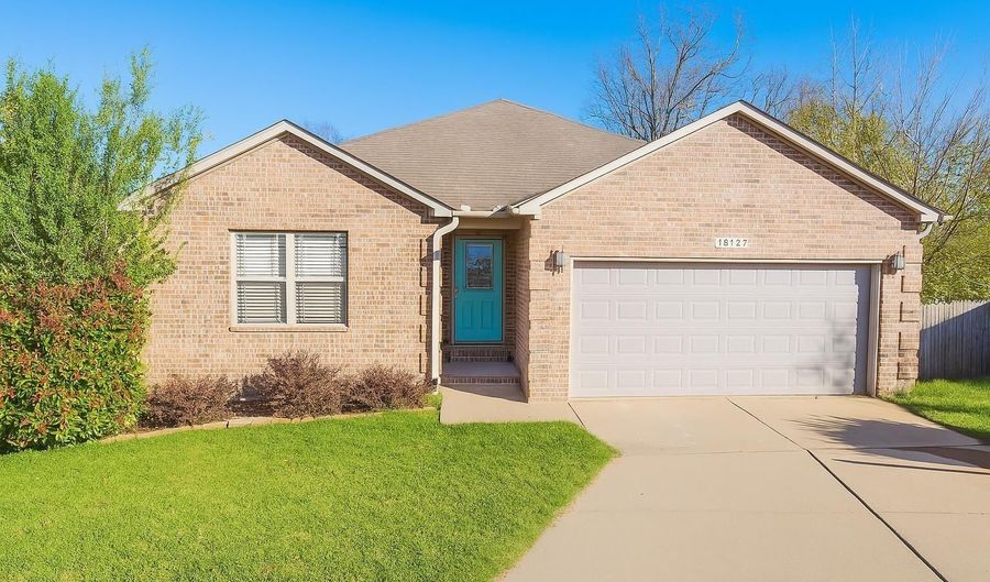 15137 Peak Loop, Alexander, AR 72002 - 3 Beds, 2 Bath