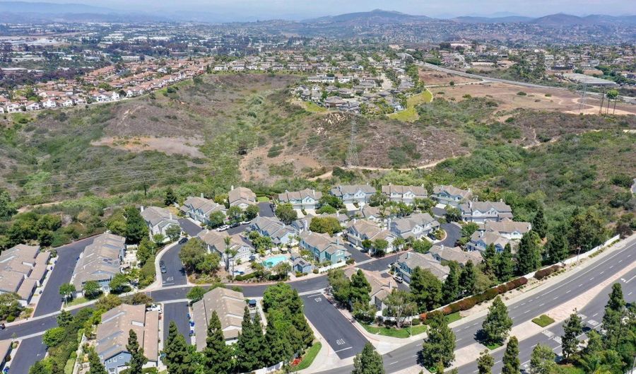 6590 Daylily Dr, Carlsbad, CA 92011 - 4 Beds, 3 Bath