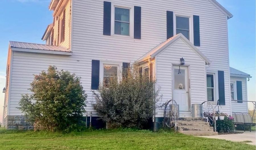 3065 Grant Ave, Adair, IA 50002 - 6 Beds, 2 Bath