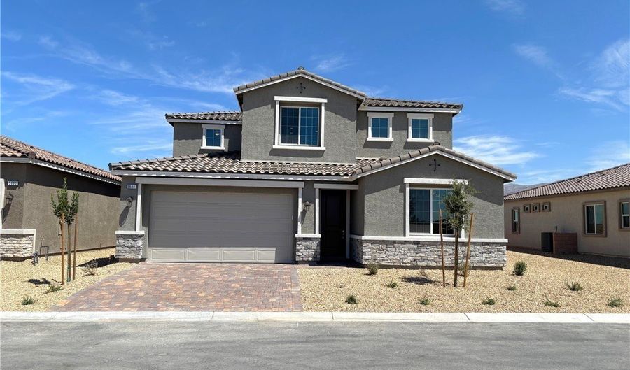 5688 E Badlands Ln, Pahrump, NV 89061 - 4 Beds, 4 Bath