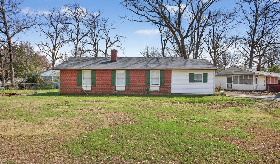 1714 Two Notch Rd SE, Aiken, SC 29803 - 3 Beds, 1 Bath