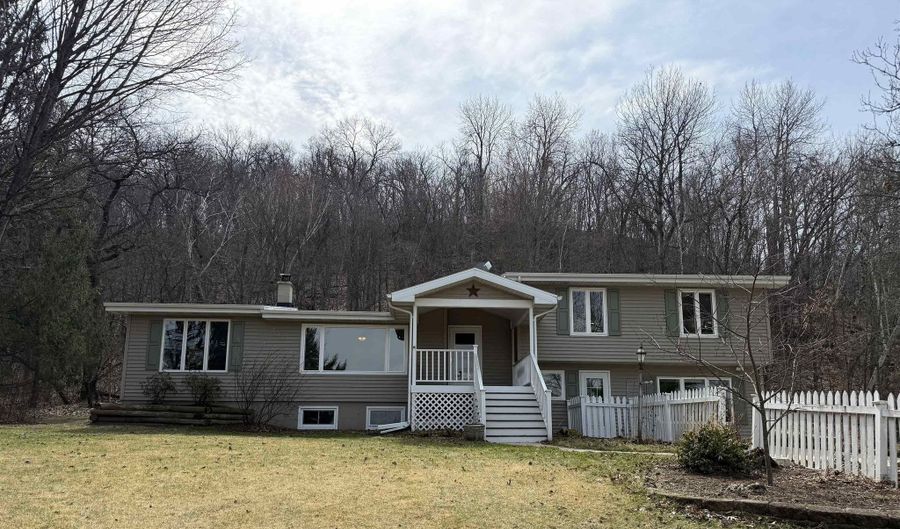 7422 Loy Rd, Arena, WI 53503 - 3 Beds, 3 Bath