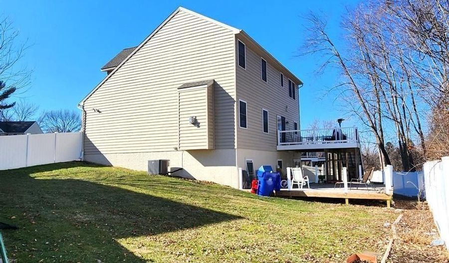 301 BUCKWORTH Ct, Bel Air, MD 21015 - 4 Beds, 4 Bath