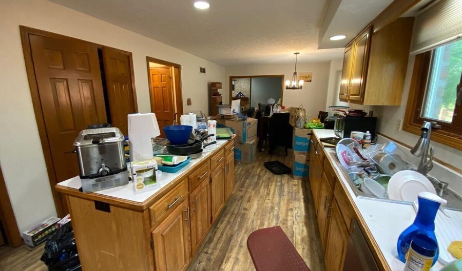 902 St Andrews Dr, Avon, IN 46123 - 4 Beds, 3 Bath