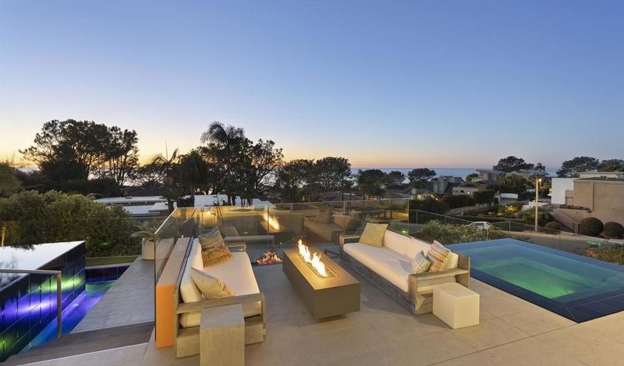 13675 Pine Needles Dr, Del Mar, CA 92014 - 5 Beds, 5 Bath