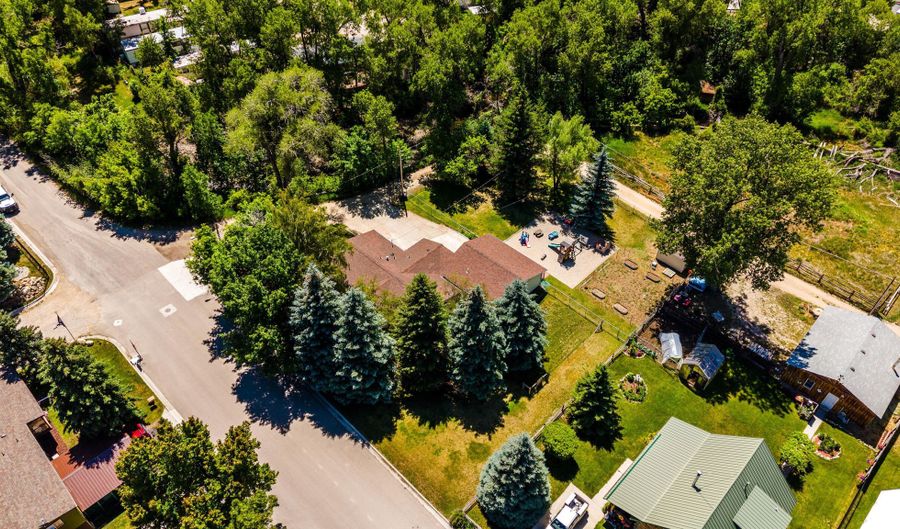 112 N Bozeman Ave, Buffalo, WY 82834 - 3 Beds, 3 Bath