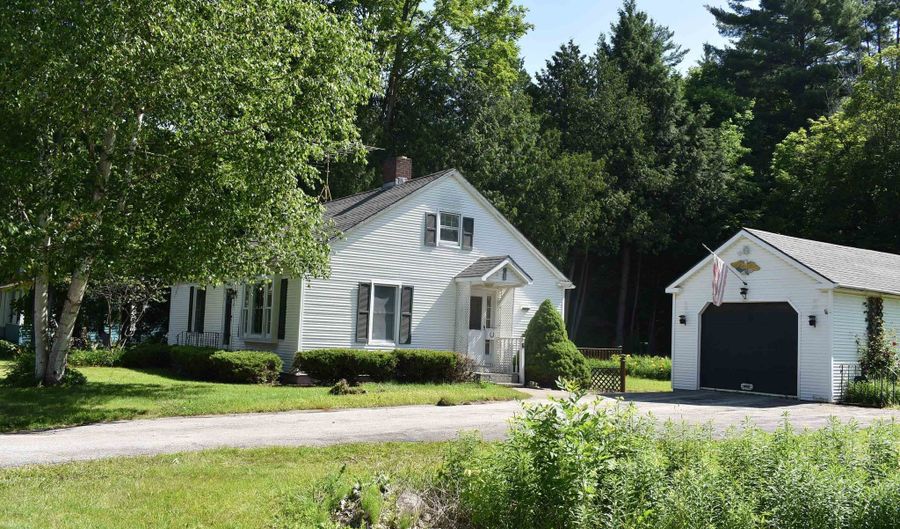 16 High St, Brandon, VT 05733 - 3 Beds, 1 Bath