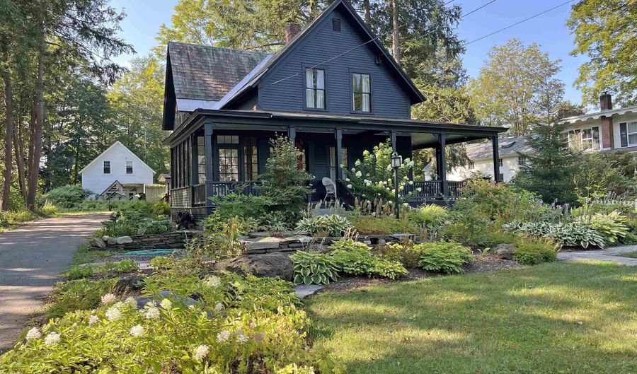 192 Western Ave, Brattleboro, VT 05301 - 3 Beds, 2 Bath
