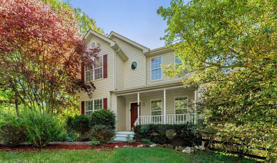 12151 DEERFIELD Ln, Amissville, VA 20106 - 3 Beds, 3 Bath