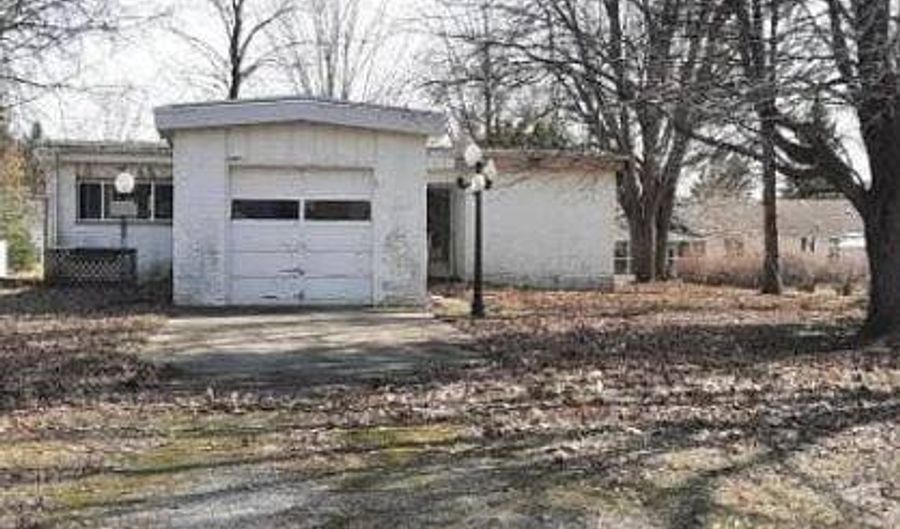 160 Parker Ave, Alpena, MI 49707 - 3 Beds, 2 Bath