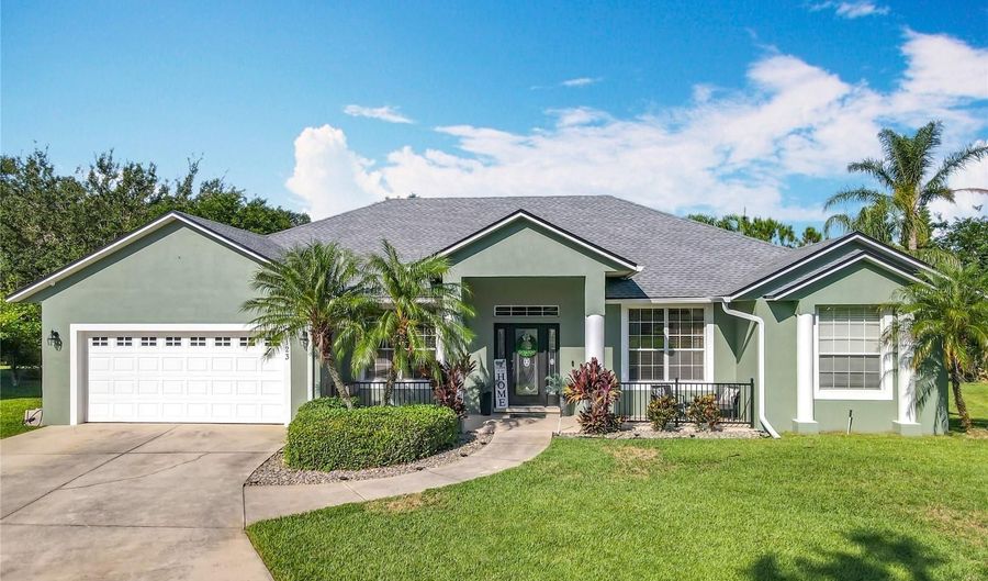 123 EVERGREEN Dr, Auburndale, FL 33823 - 5 Beds, 3 Bath
