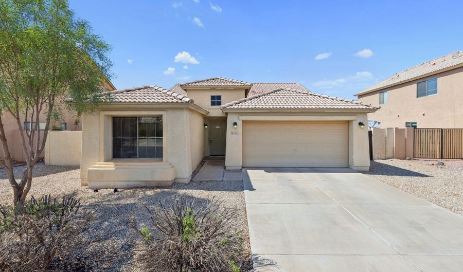 1576 E GABRILLA Dr, Casa Grande, AZ 85122 - 4 Beds, 2 Bath