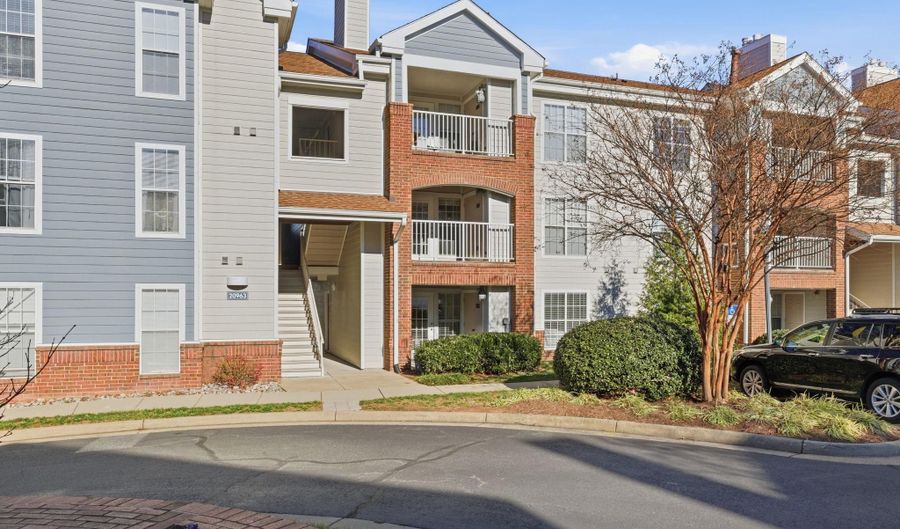 20963 TIMBER RIDGE Ter 103, Ashburn, VA 20147 - 1 Beds, 1 Bath