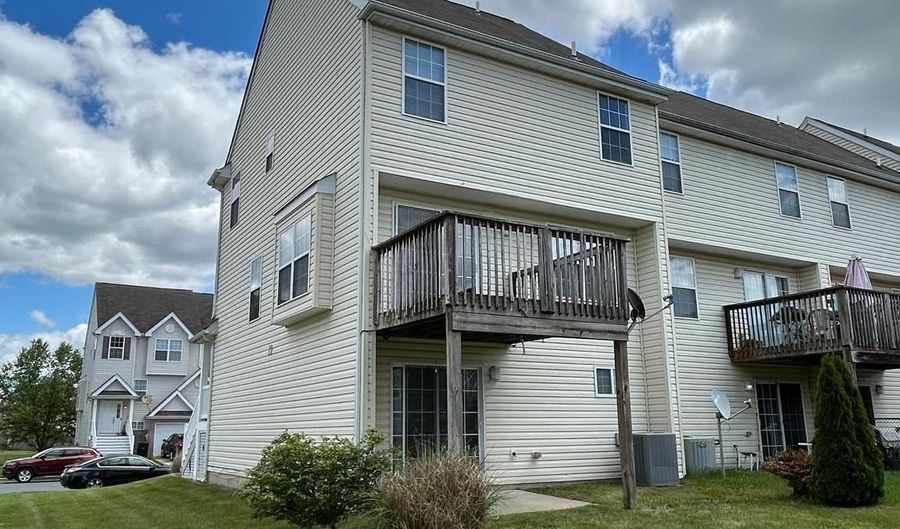338 NORTHDOWN Dr, Dover, DE 19904 - 3 Beds, 3 Bath