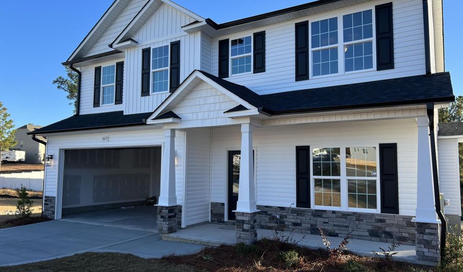 1615 Redbud Ct, Aberdeen, NC 28315 - 4 Beds, 3 Bath