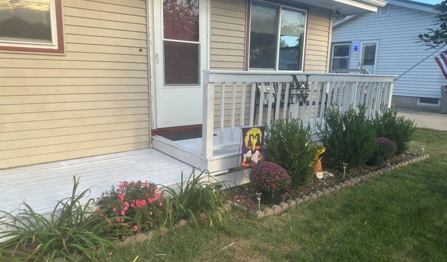 418 S 11Th St, Albia, IA 52531 - 3 Beds, 2 Bath