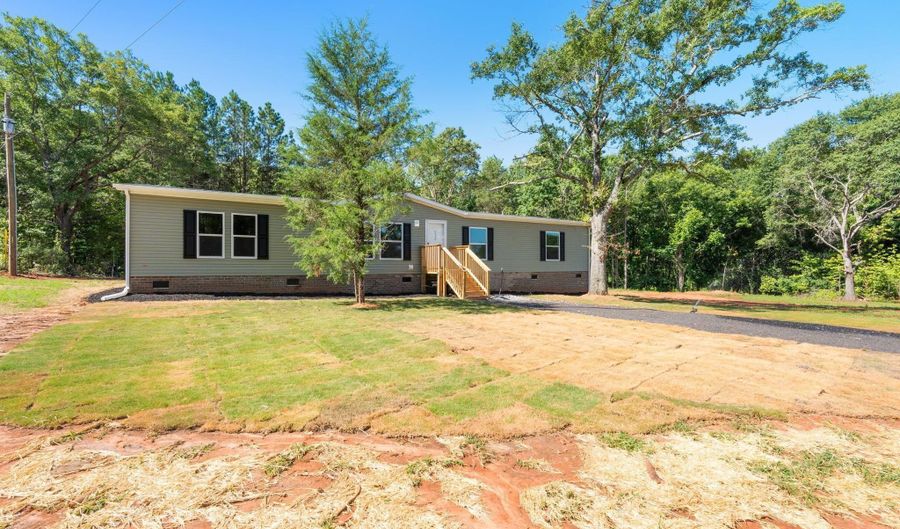 112 Star Dr, Belton, SC 29627 - 4 Beds, 2 Bath