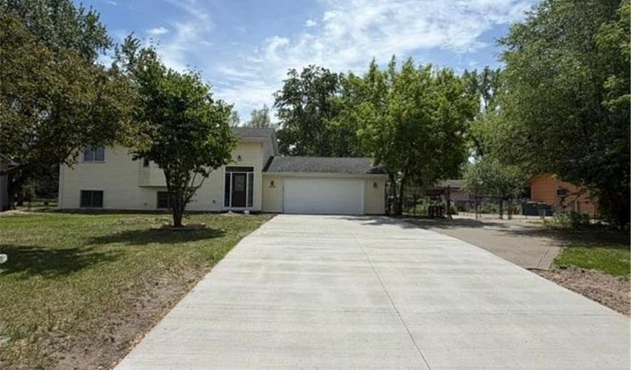 2718 140th Ln NW, Andover, MN 55304 - 4 Beds, 2 Bath