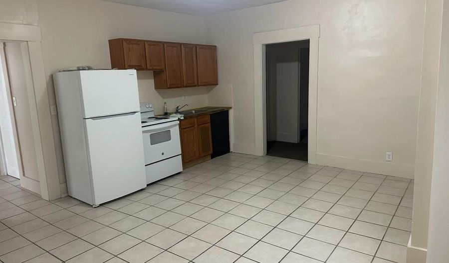 81 Main St, Addyston, OH 45001 - 5 Beds, 2 Bath