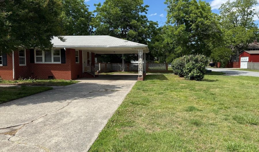 219 Fourth St, Ayden, NC 28513 - 2 Beds, 1 Bath
