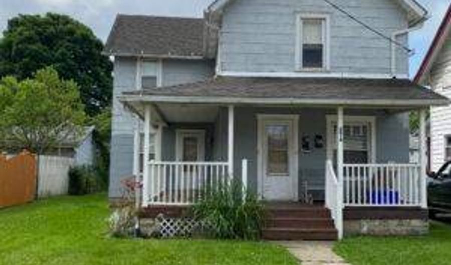 2814 Rosewood NW Pl Upstairs Apt, Canton, OH 44708 - 1 Beds, 1 Bath